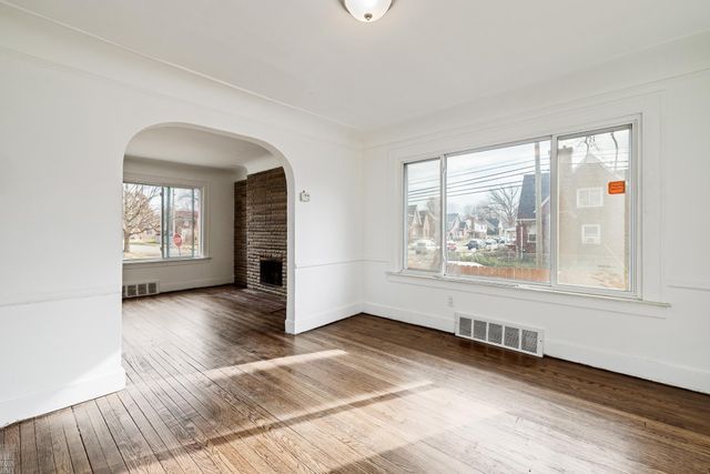 5203 Devonshire Road, Detroit, MI 48224