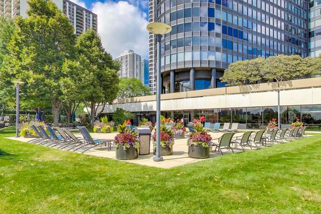 155 N Harbor Drive 3102, Chicago, IL 60601