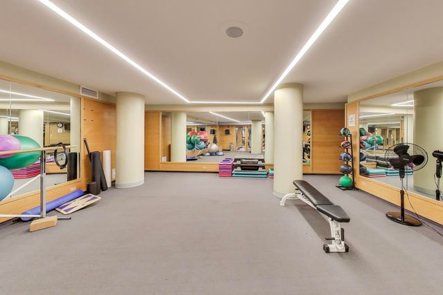 155 N Harbor Drive 3102, Chicago, IL 60601