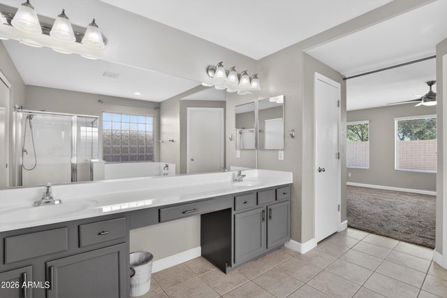 2560 W MERICREST Way, San Tan Valley, AZ 85144