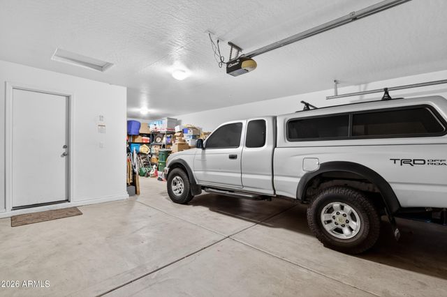 2560 W MERICREST Way, San Tan Valley, AZ 85144