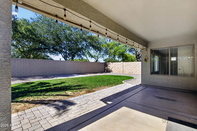 2560 W MERICREST Way, San Tan Valley, AZ 85144