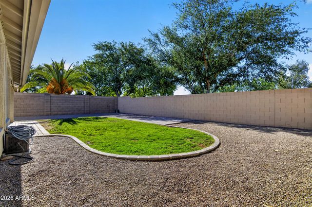 2560 W MERICREST Way, San Tan Valley, AZ 85144
