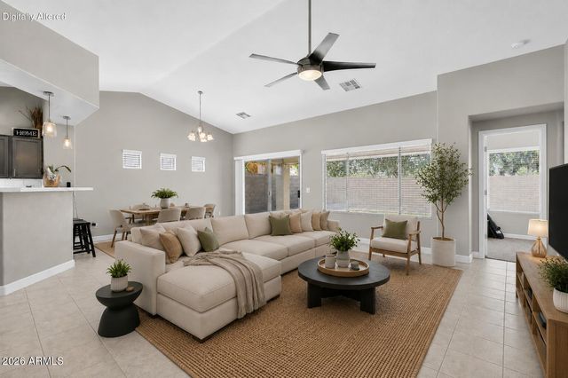 2560 W MERICREST Way, San Tan Valley, AZ 85144
