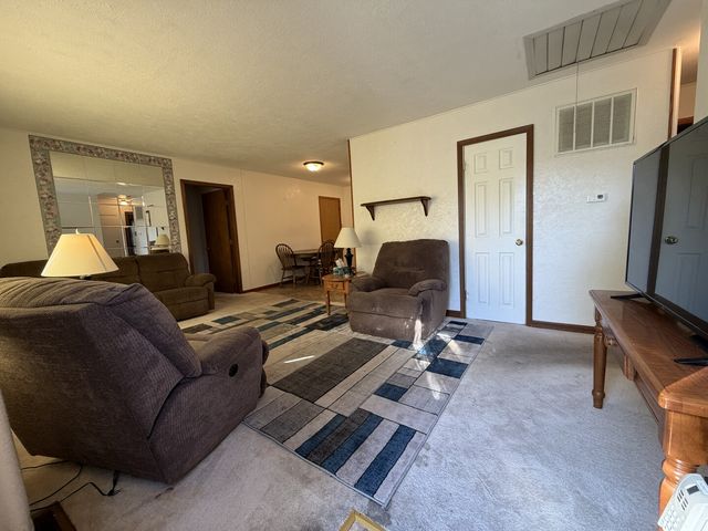 1827 Burry Circle Drive, Crest Hill, IL 60403