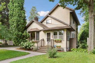 4019 Regent Avenue N, Robbinsdale, MN 55422