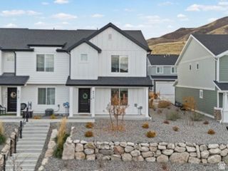 8715 W ADDIE DR, Magna, UT 84044