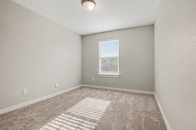 3538 Apple Valley Way, Dallas, TX 75227