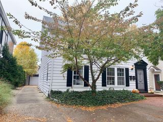 648 E Lincoln Street, Birmingham, MI 48009