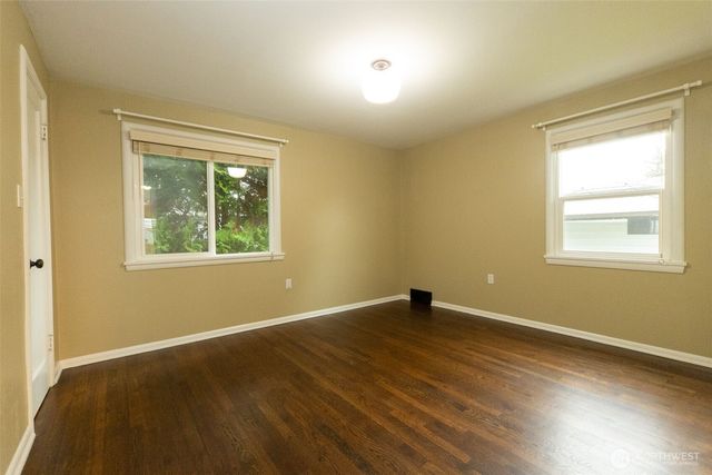 6630 S Warner Street, Tacoma, WA 98409