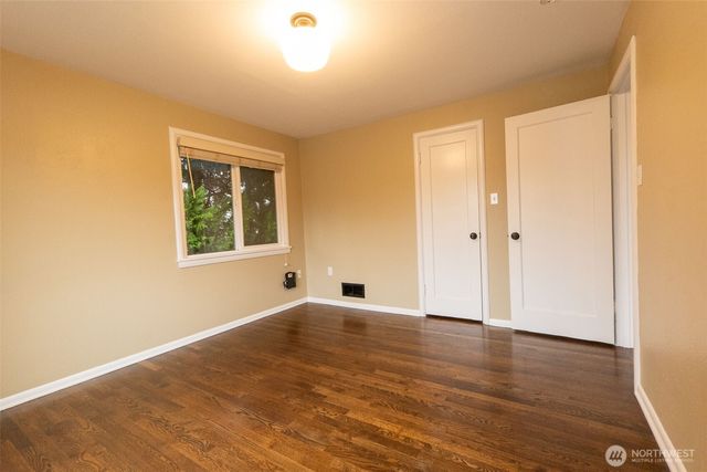 6630 S Warner Street, Tacoma, WA 98409