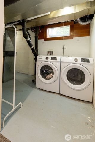 6630 S Warner Street, Tacoma, WA 98409