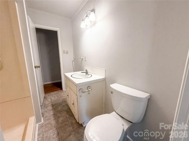 318 Mitchell Street, Belmont, NC 28012