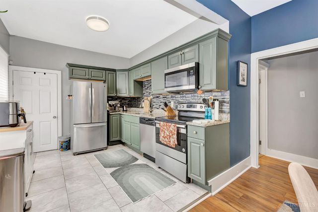 4211 Kirby Ave, Cincinnati, OH 45223
