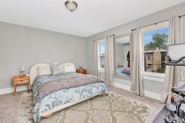 4211 Kirby Ave, Cincinnati, OH 45223