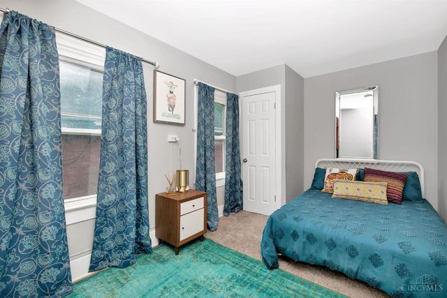 4211 Kirby Ave, Cincinnati, OH 45223