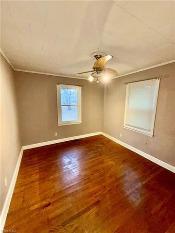 1105 Springfield Road, High Point, NC 27263