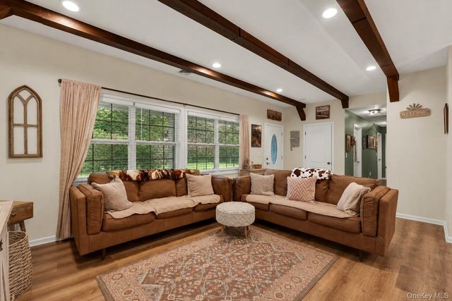 22 Deer Avenue, Middle Island, NY 11953