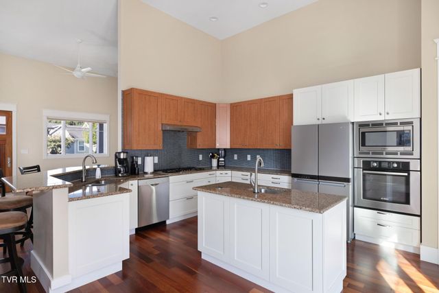310 Princeton Gardens Drive, Johnson City, TN 37601