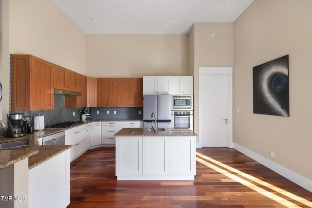 310 Princeton Gardens Drive, Johnson City, TN 37601