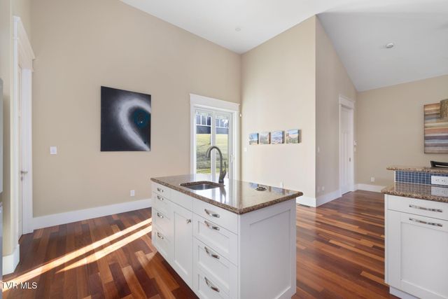 310 Princeton Gardens Drive, Johnson City, TN 37601
