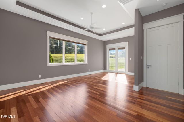 310 Princeton Gardens Drive, Johnson City, TN 37601