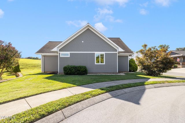 310 Princeton Gardens Drive, Johnson City, TN 37601
