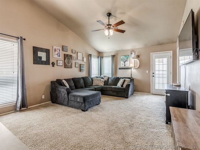 11334 S 106th East Avenue, Bixby, OK 74008