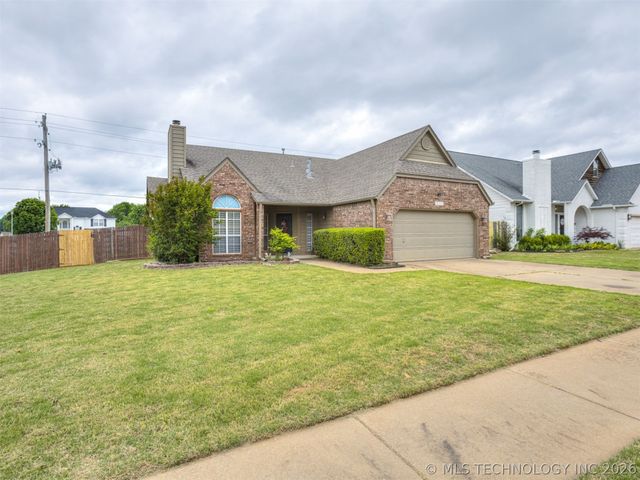 11334 S 106th East Avenue, Bixby, OK 74008