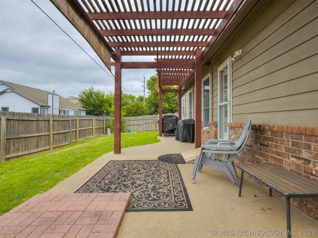 11334 S 106th East Avenue, Bixby, OK 74008