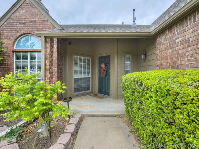 11334 S 106th East Avenue, Bixby, OK 74008