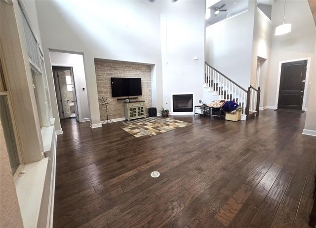 225 Galveston Island LN, Georgetown, TX 78628