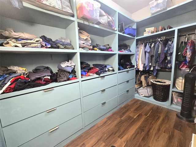 225 Galveston Island LN, Georgetown, TX 78628