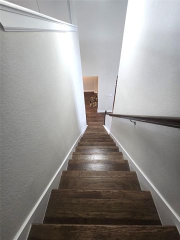 225 Galveston Island LN, Georgetown, TX 78628