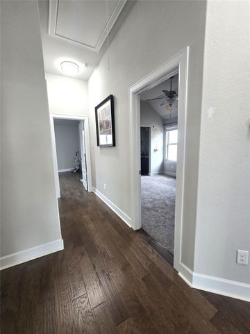 225 Galveston Island LN, Georgetown, TX 78628