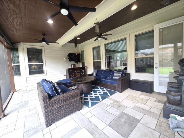 225 Galveston Island LN, Georgetown, TX 78628