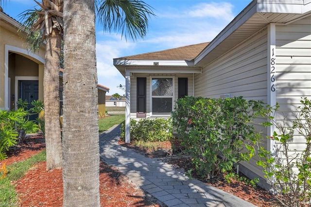 18266 Minorea LN, Lehigh Acres, FL 33936