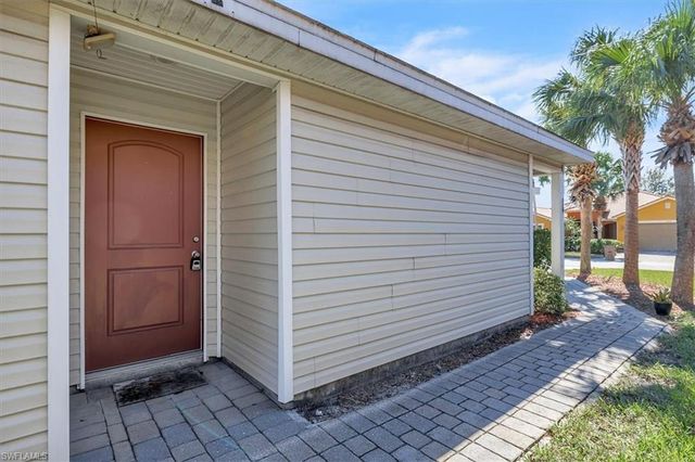 18266 Minorea LN, Lehigh Acres, FL 33936