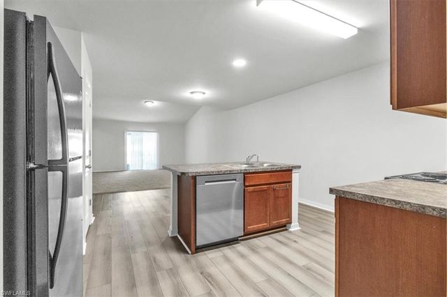 18266 Minorea LN, Lehigh Acres, FL 33936