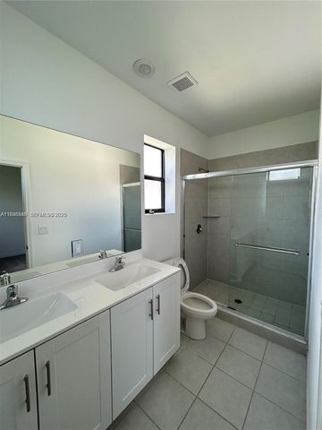 10090 SW 228th Ter 0, Miami, FL 33190