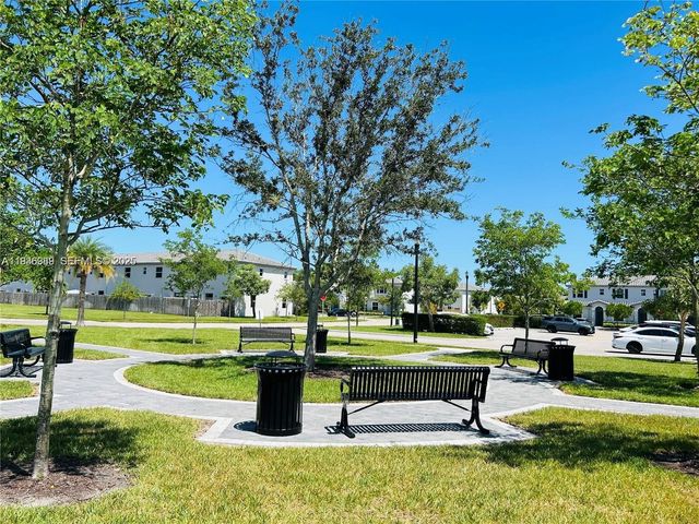 10090 SW 228th Ter 0, Miami, FL 33190