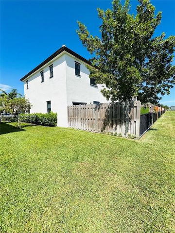 10090 SW 228th Ter 0, Miami, FL 33190