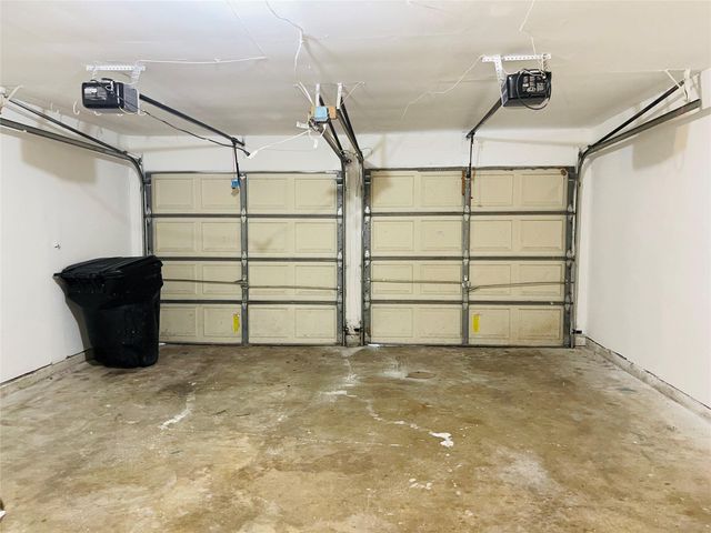 12431 Huntington Field Drive, Houston, TX 77099