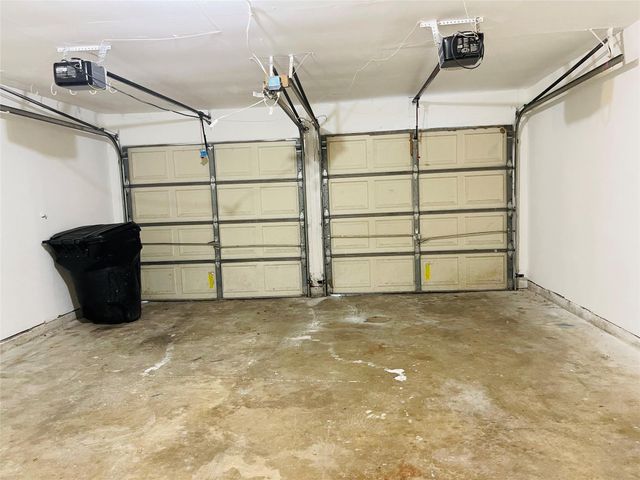 12431 Huntington Field Drive, Houston, TX 77099