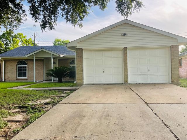 12431 Huntington Field Drive, Houston, TX 77099