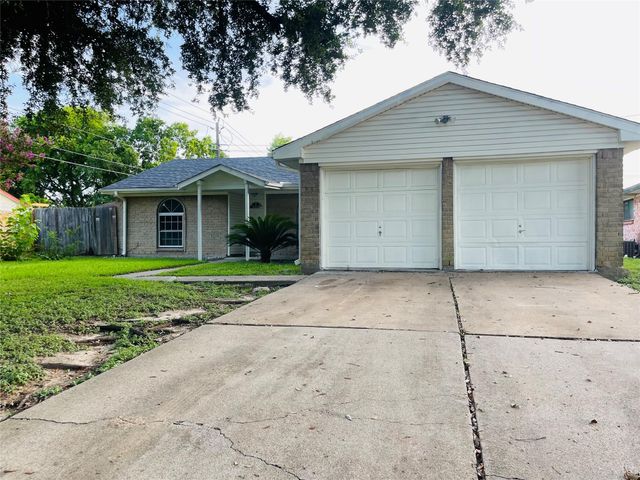 12431 Huntington Field Drive, Houston, TX 77099