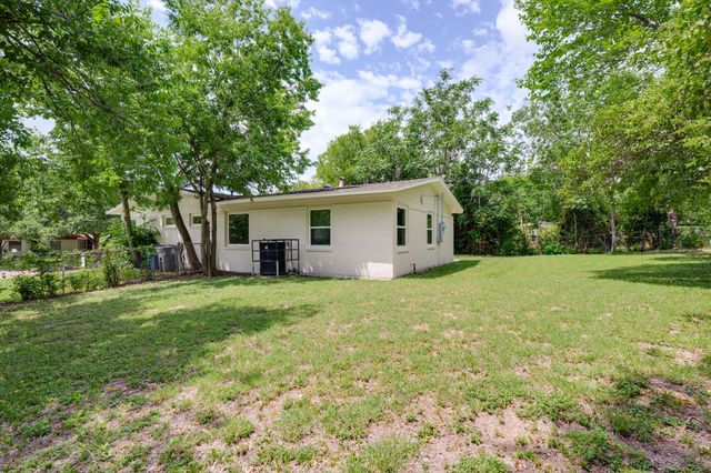 9795 Twin Creek Circle, Dallas, TX 75228