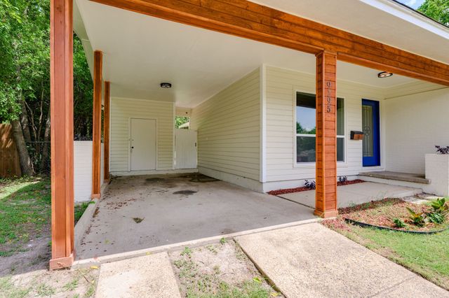 9795 Twin Creek Circle, Dallas, TX 75228