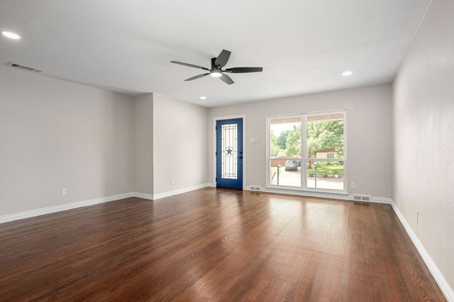 9795 Twin Creek Circle, Dallas, TX 75228
