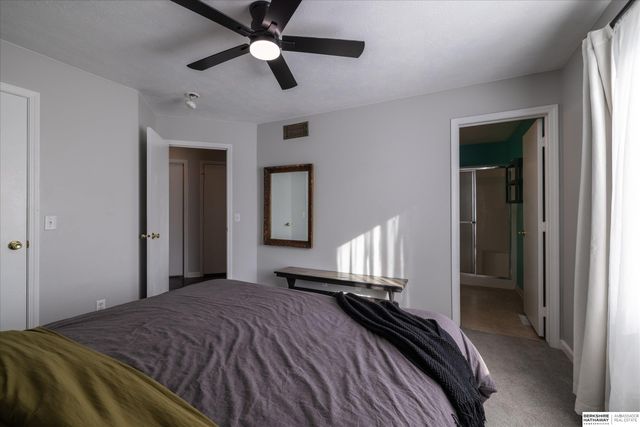 8815 Quest Street, Omaha, NE 68122